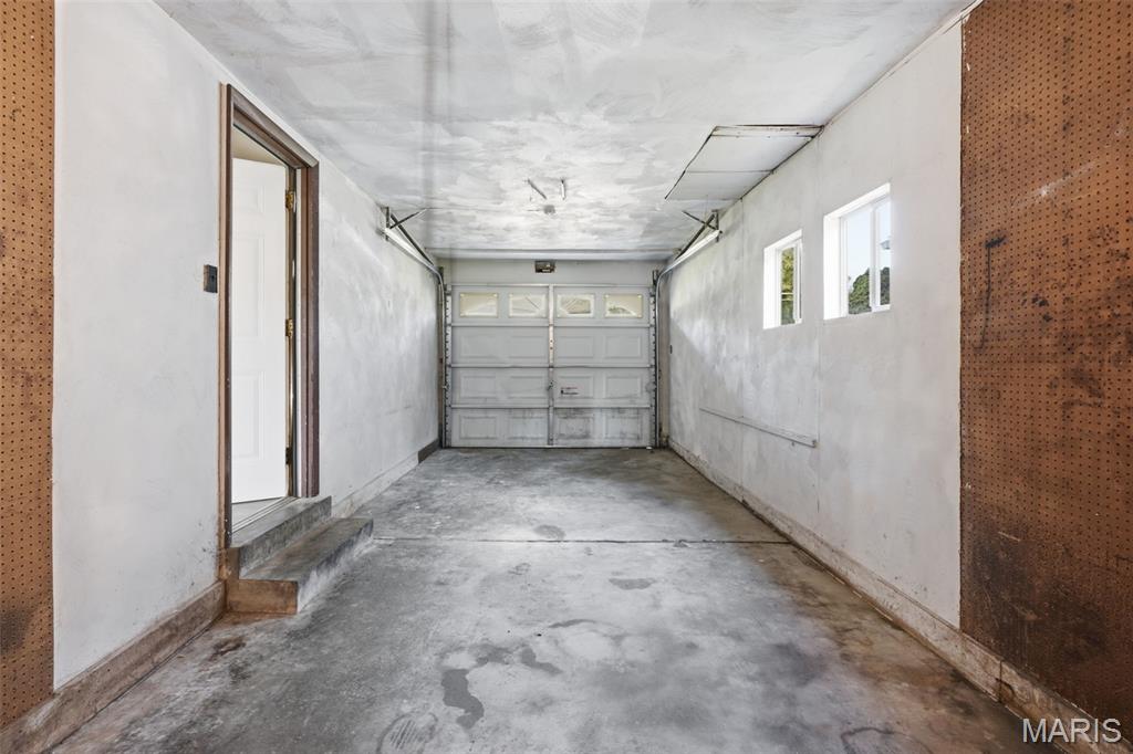 1160 Howdershell Road Florissant, MO 63031 - Photo 18 of 21 Gallery Image 18