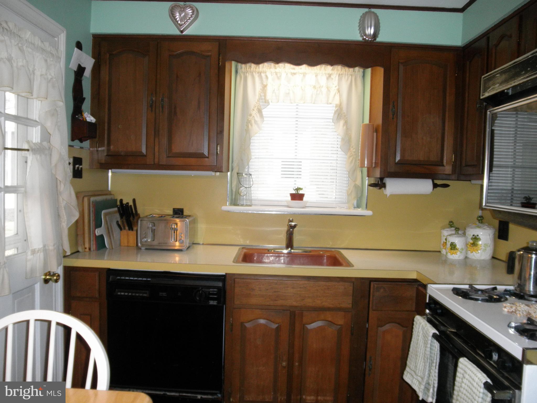 144 Berkeley Road Glenside, PA 19038 - Photo 11 of 21 Kitchen