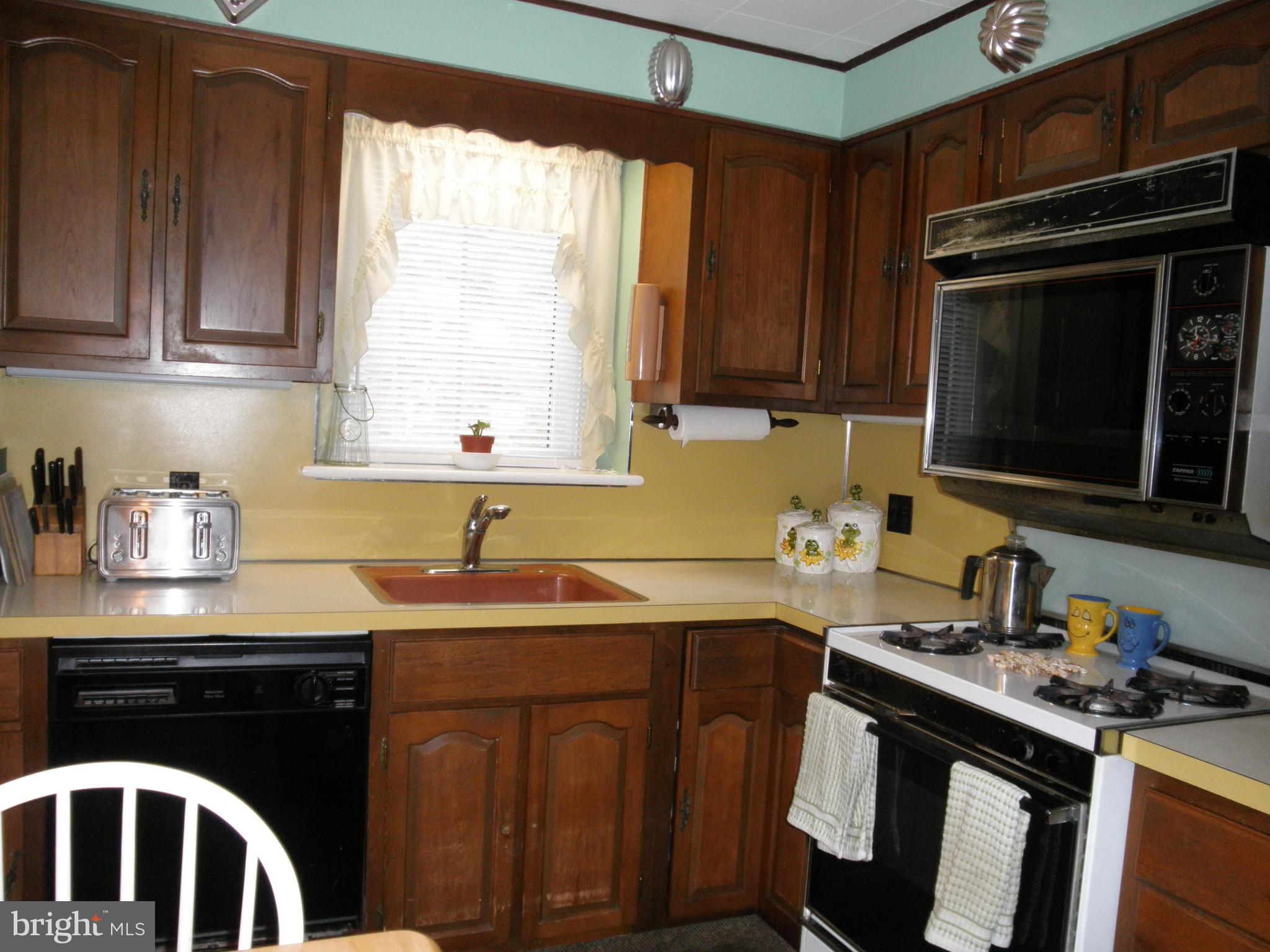144 Berkeley Road Glenside, PA 19038 - Photo 12 of 21 Kitchen