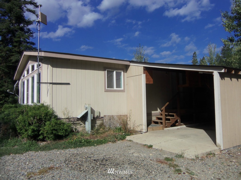 5791 Westside Road Cle Elum, WA 98922 - Photo 2 of 12 Gallery Image 2
