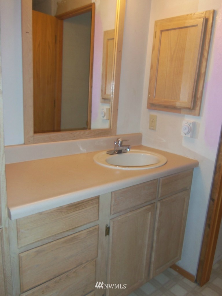 5791 Westside Road Cle Elum, WA 98922 - Photo 6 of 12 Gallery Image 6