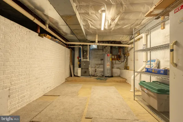 $649,999 | 25325 Woodfield Road, Damascus, MD 20872