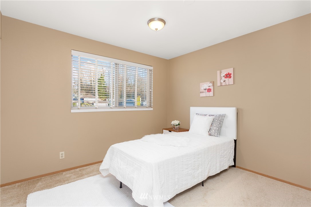 1226 233rd Place Southwest Bothell, WA 98021 - Photo 10 of 13