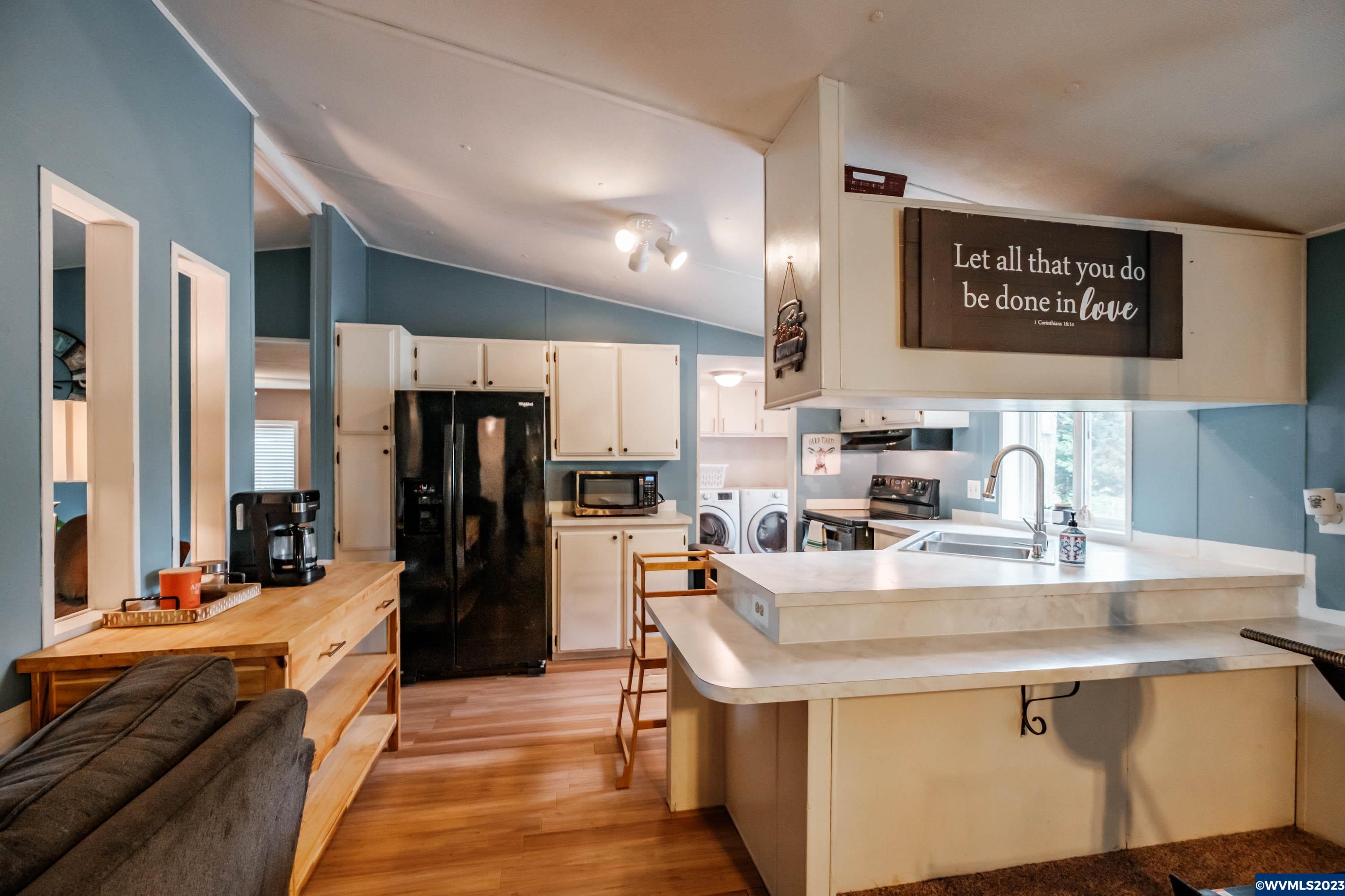 34505 Riverside Drive, Unit 22 Albany, OR 97321 - Photo 11 of 33 Gallery Image 11