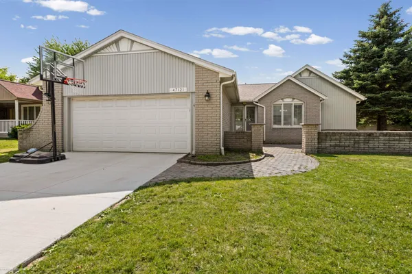 $369,900 | 47121 Barbara Road, Macomb, MI 48044