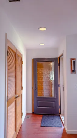 $399,900 | 2902 Greystone Place, Champaign, IL 61822