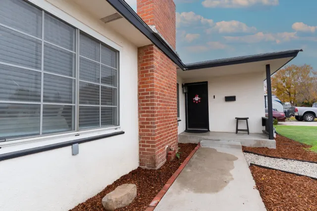 $365,000 | 4860 East Amherst Avenue, Fresno, CA 93703