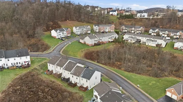 $330,000 | 154 Southern Valley Court, Mars, PA 16046