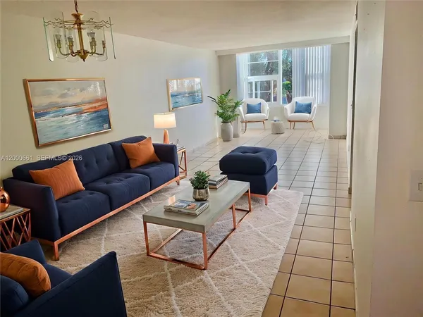 $2,150 | 7345 West 4th Avenue, Unit 203, Hialeah, FL 33014