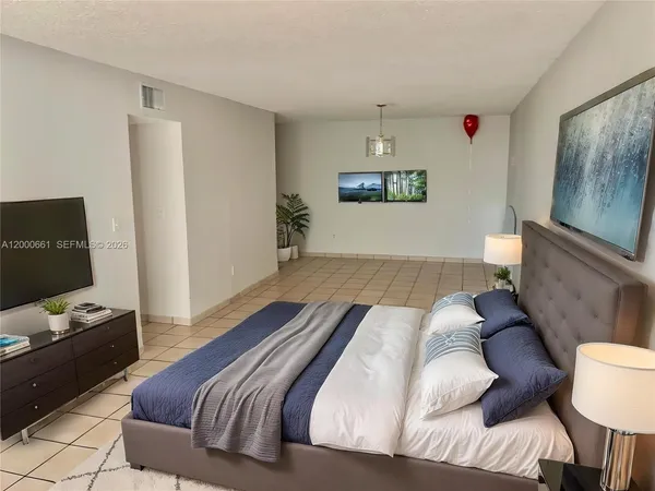 $2,150 | 7345 West 4th Avenue, Unit 203, Hialeah, FL 33014