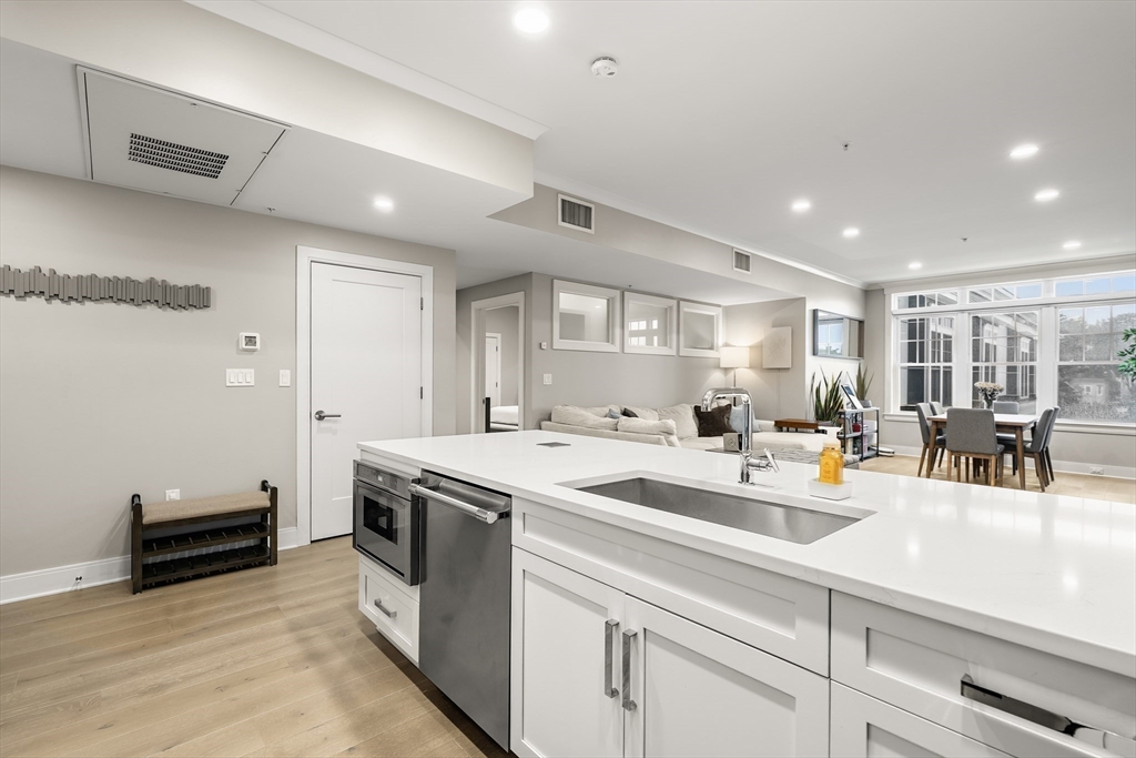 353 Summer Street, Unit 310 Somerville, MA 02144 - Photo 5 of 30