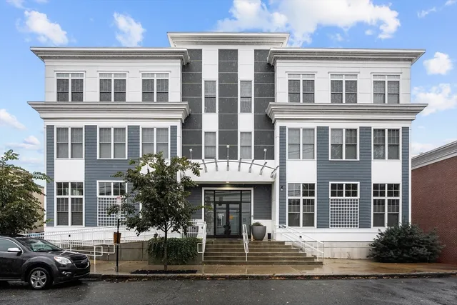$1,100,000 | 353 Summer Street, Unit 310, Somerville, MA 02144