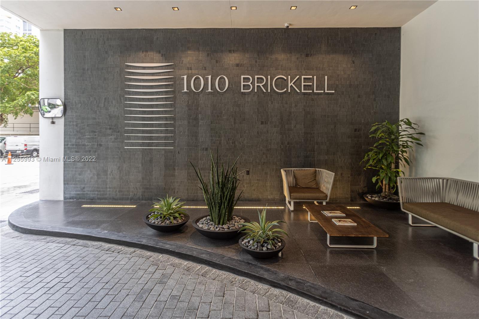 1010 Brickell Avenue, Unit 3003 Miami, FL 33131 - Photo 32 of 32 a view of a workspace