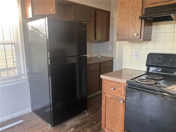 $129,000 | 1025 East 84th Terrace, Kansas City, MO 64131