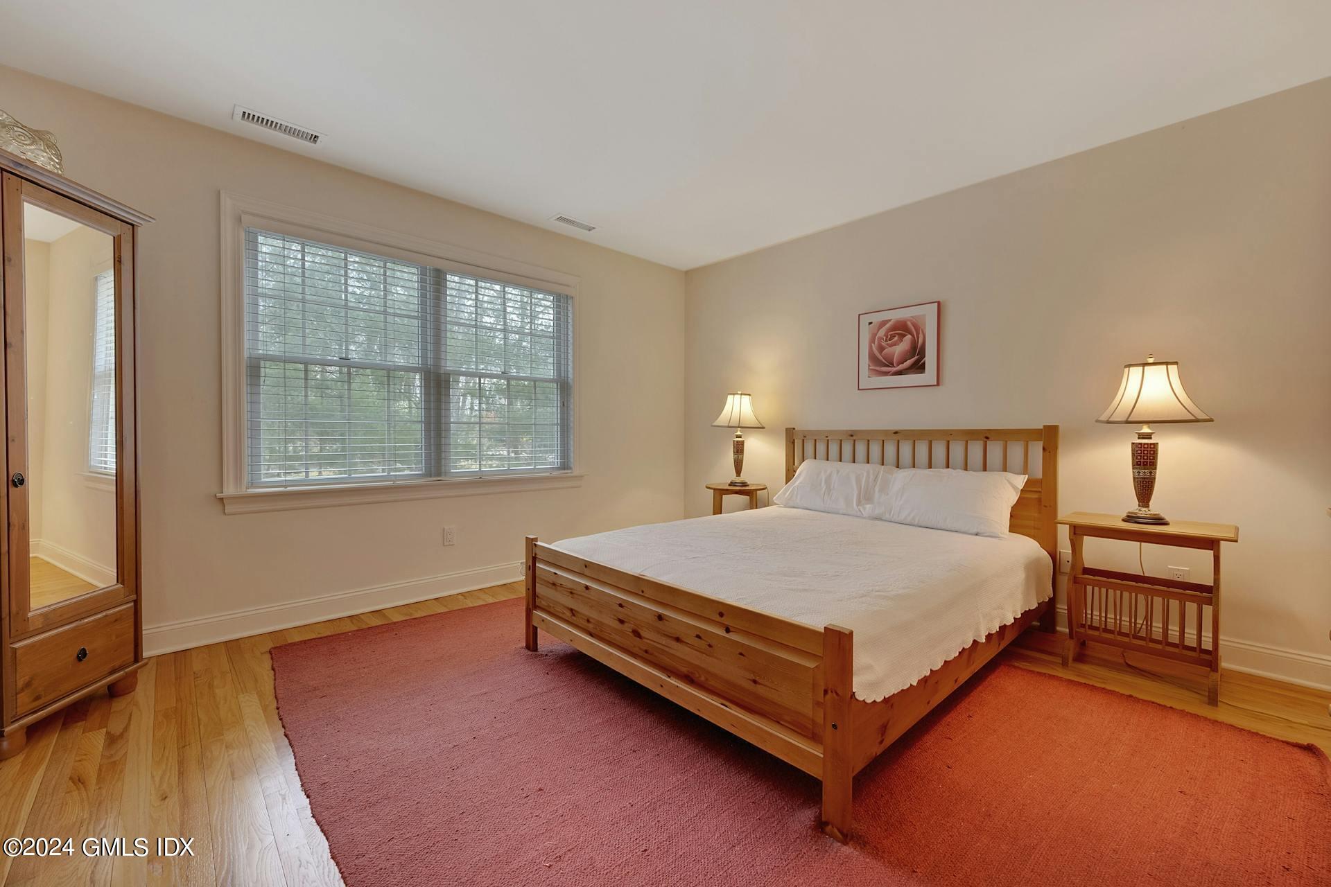 379 Briar Brae Road Stamford, CT 06903 - Photo 23 of 39 21A