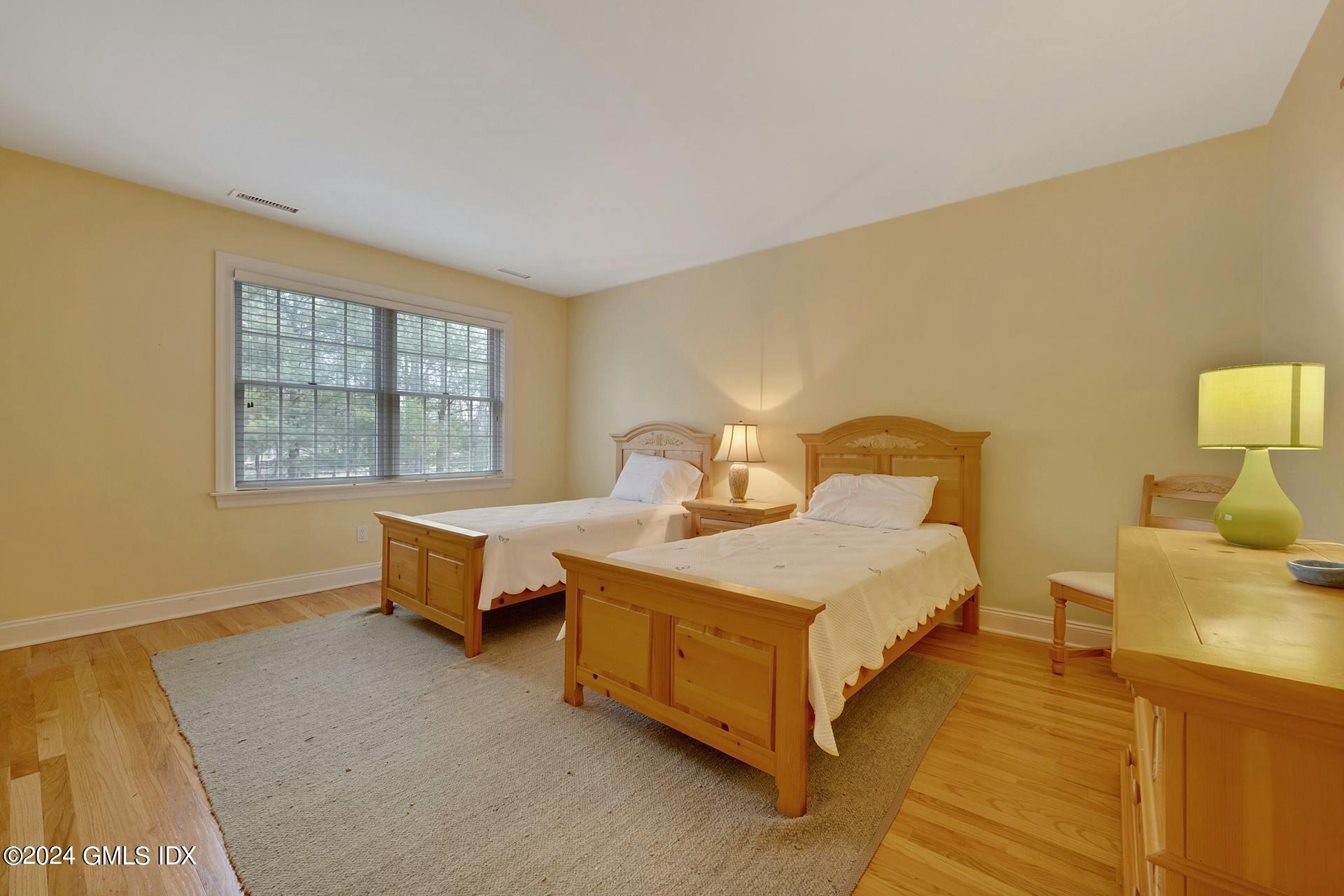 379 Briar Brae Road Stamford, CT 06903 - Photo 24 of 39 22A