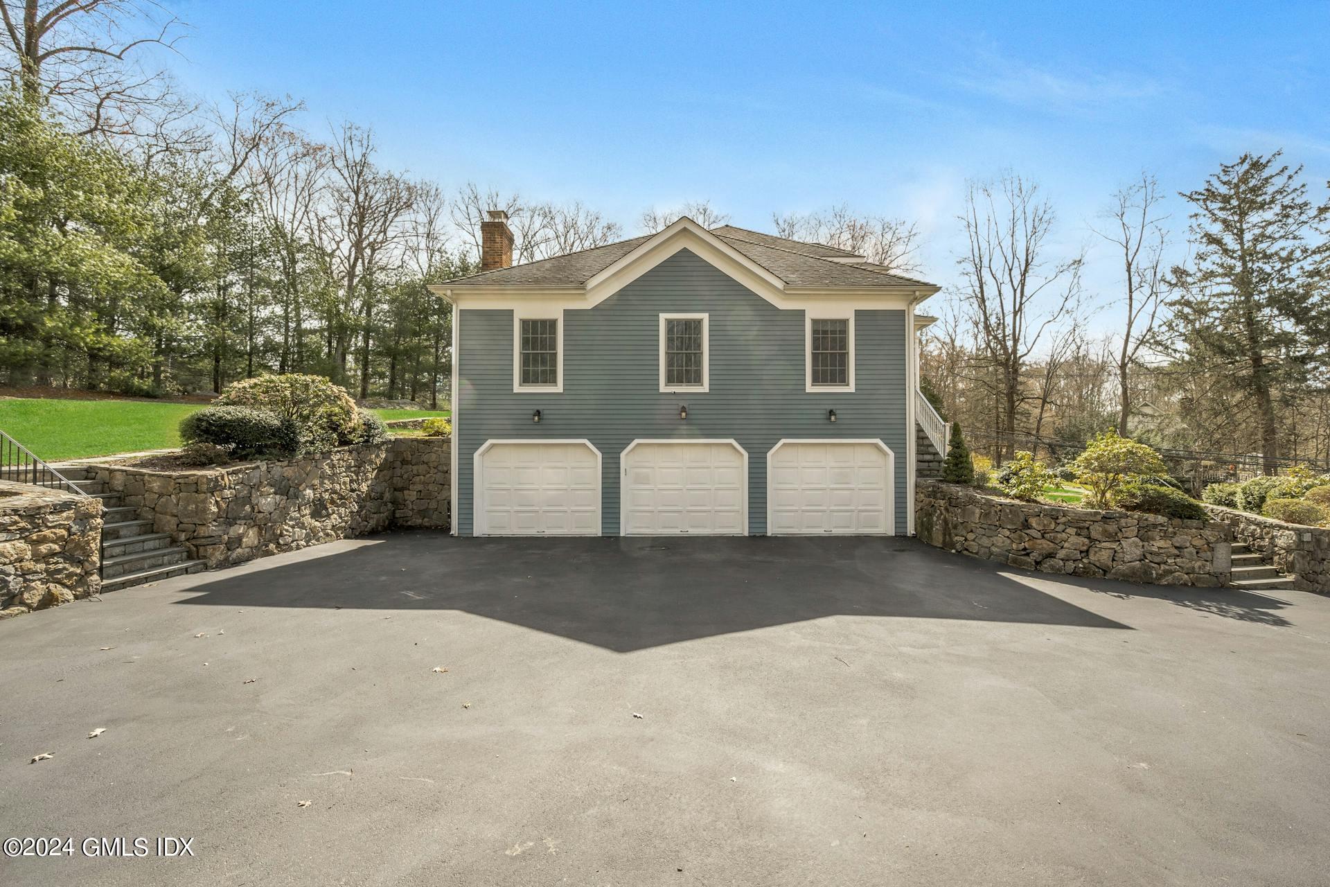 379 Briar Brae Road Stamford, CT 06903 - Photo 33 of 39 31A