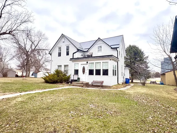 $109,900 | 318 4th Street, Boyd, MN 56218