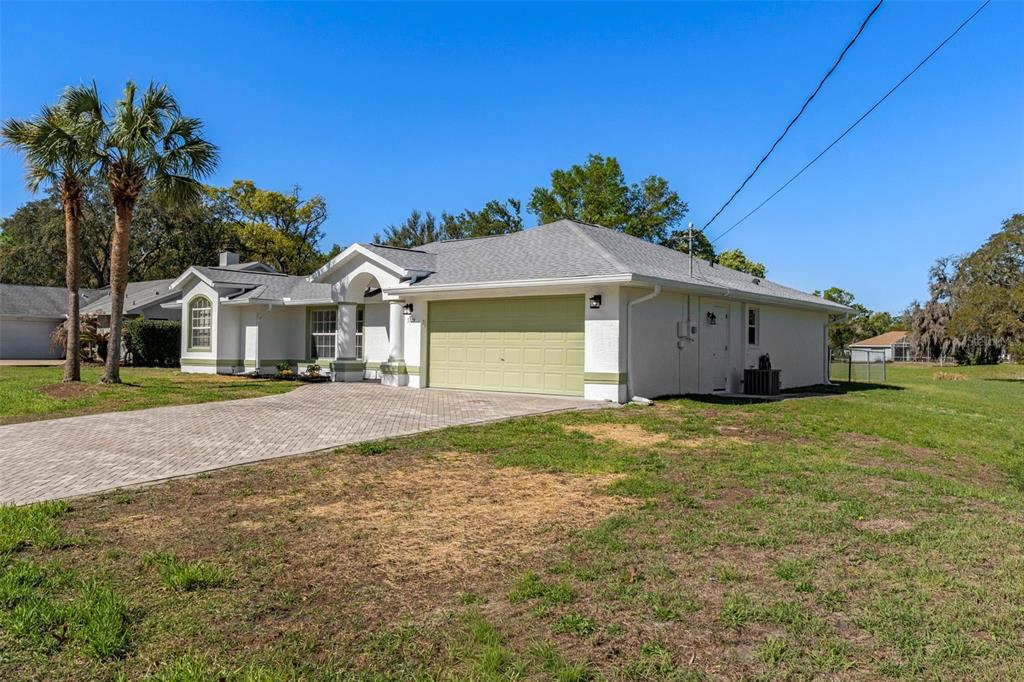 5127 Florentine Court Spring Hill, FL 34608 - Photo 3 of 53