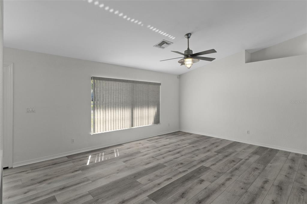 5127 Florentine Court Spring Hill, FL 34608 - Photo 7 of 53