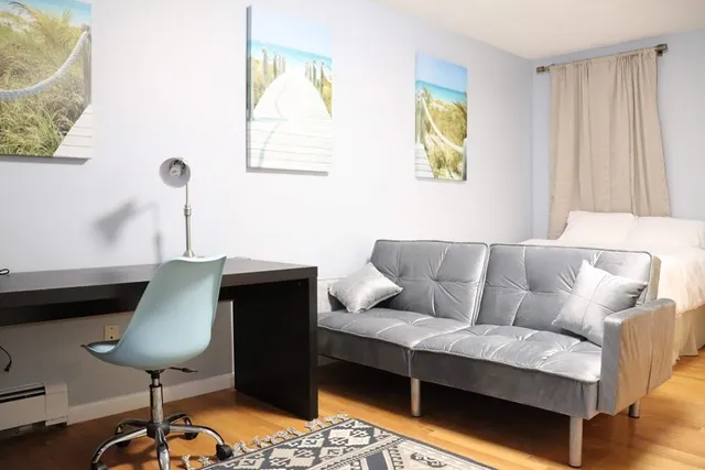 $3,950 | 12 Regent Street, Unit 2, Cambridge, MA 02140