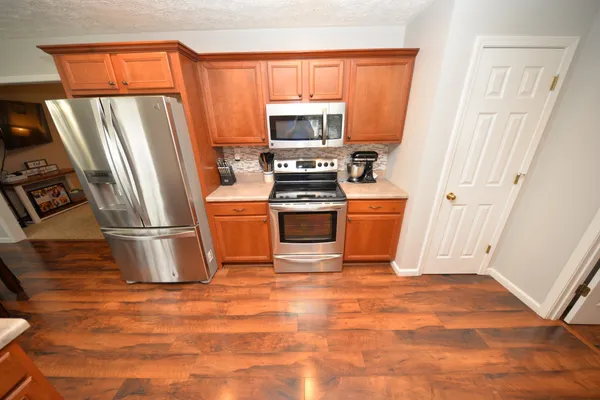 $228,000 | 401 East Beacon Court, Mount Vernon, IL 62864