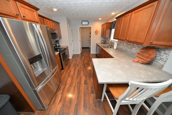 $228,000 | 401 East Beacon Court, Mount Vernon, IL 62864