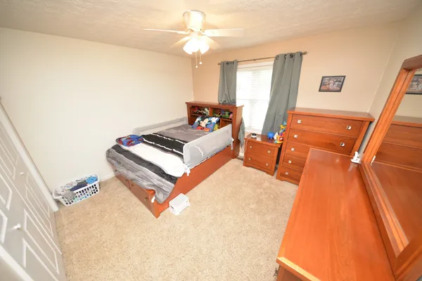 $228,000 | 401 East Beacon Court, Mount Vernon, IL 62864