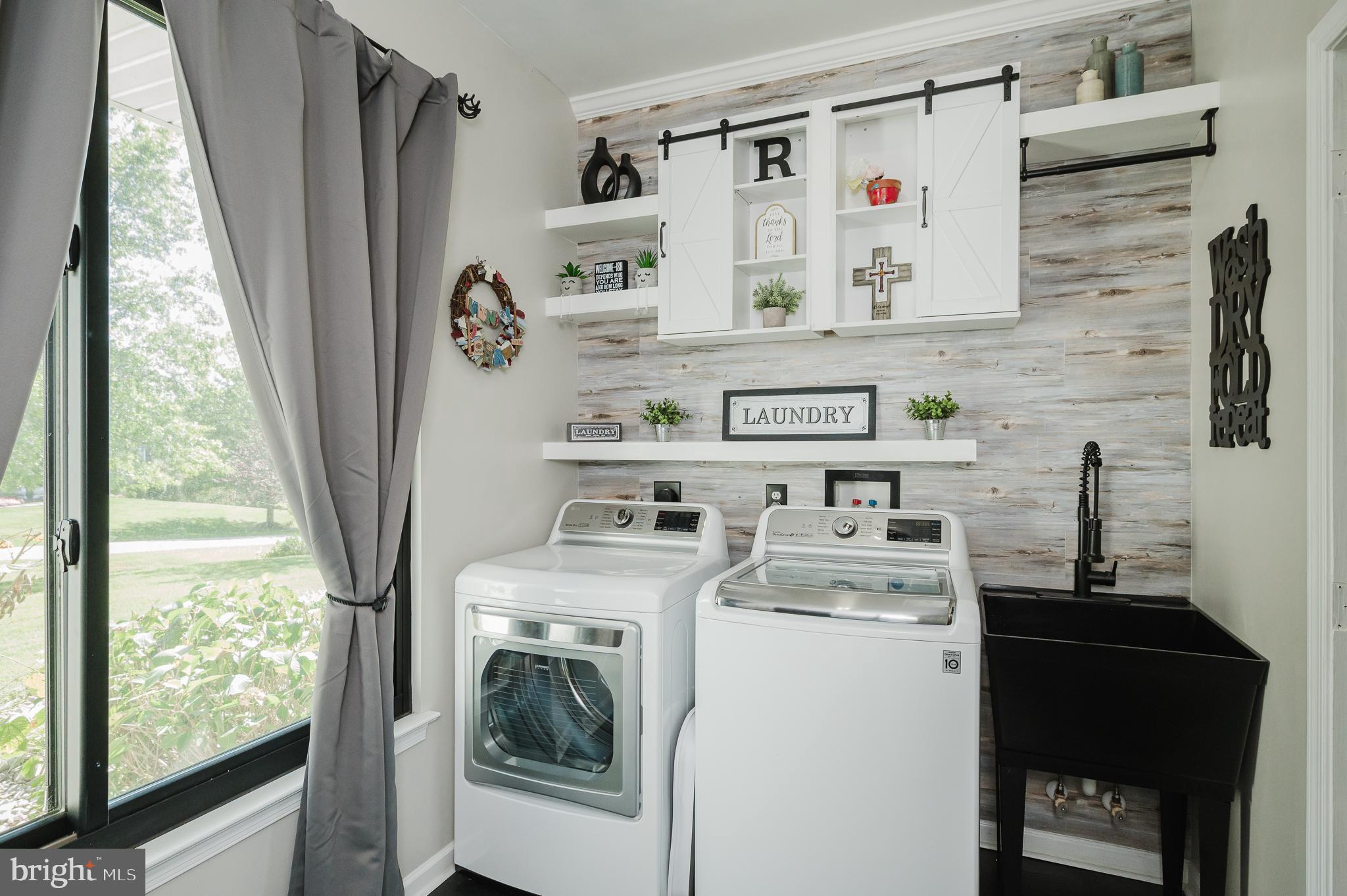 35 South View Road Rising Sun, MD 21911 - Photo 32 of 93 Renovated main floor laundry room