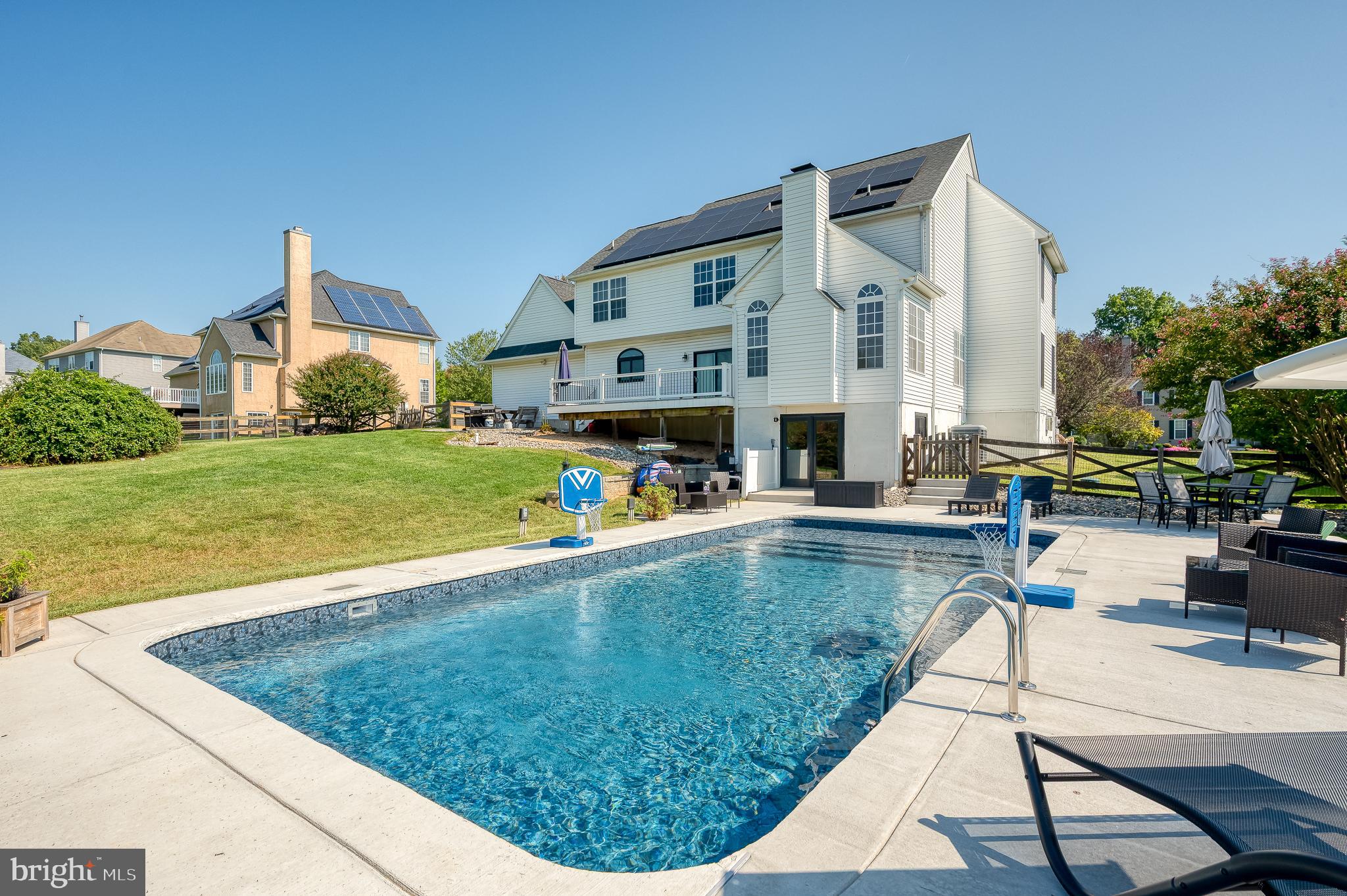 35 South View Road Rising Sun, MD 21911 - Photo 75 of 92 a view of a house with swimming pool and sitting area