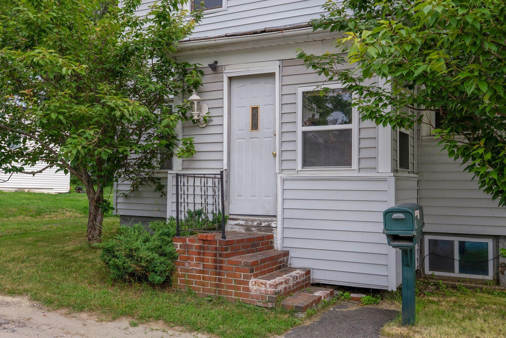 8 Vigue Street Waterville, ME 04901 - Photo 3 of 65 4_DSC07632 copy