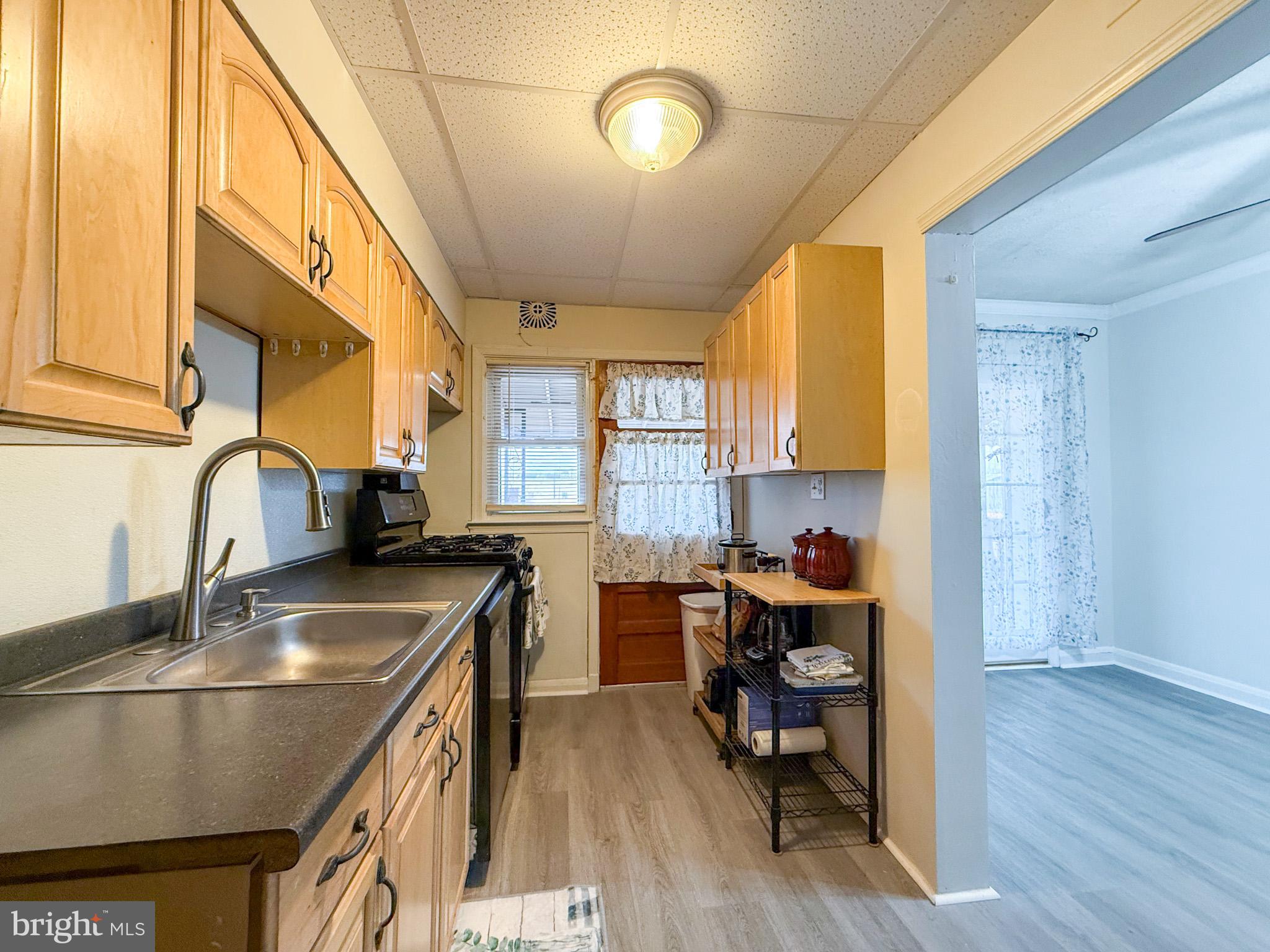 2744 Plainfield Road Baltimore, MD 21222 - Photo 6 of 23 Gallery Image 6