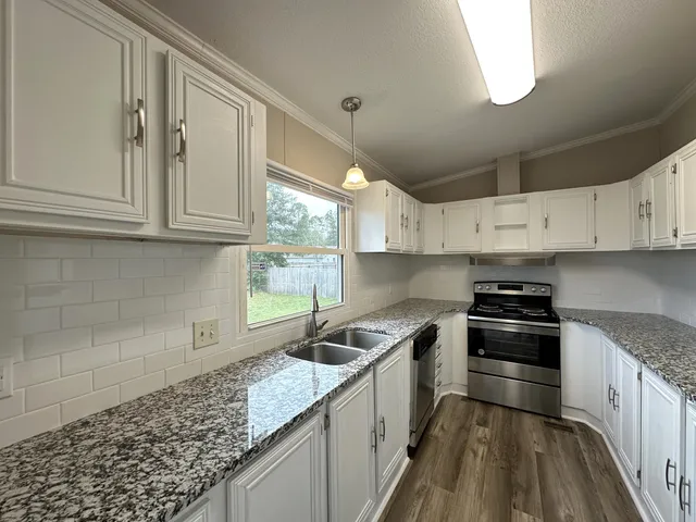 $1,450 | 4625 Canary Way, Crestview, FL 32539