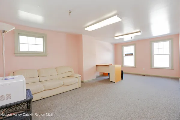 $800 | 159 Green Street, Unit 22, Kingston, NY 12401