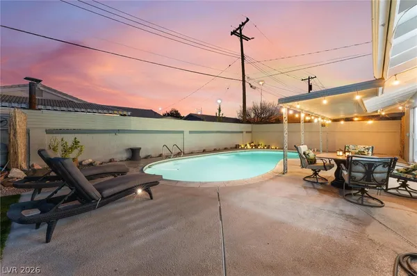 $2,890 | 105 Marigold Lane, Las Vegas, NV 89107