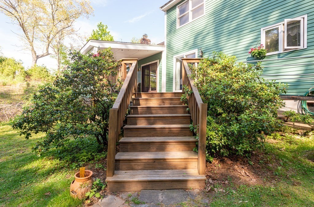 389 Linebrook Road Ipswich, MA 01938 - Photo 23 of 42