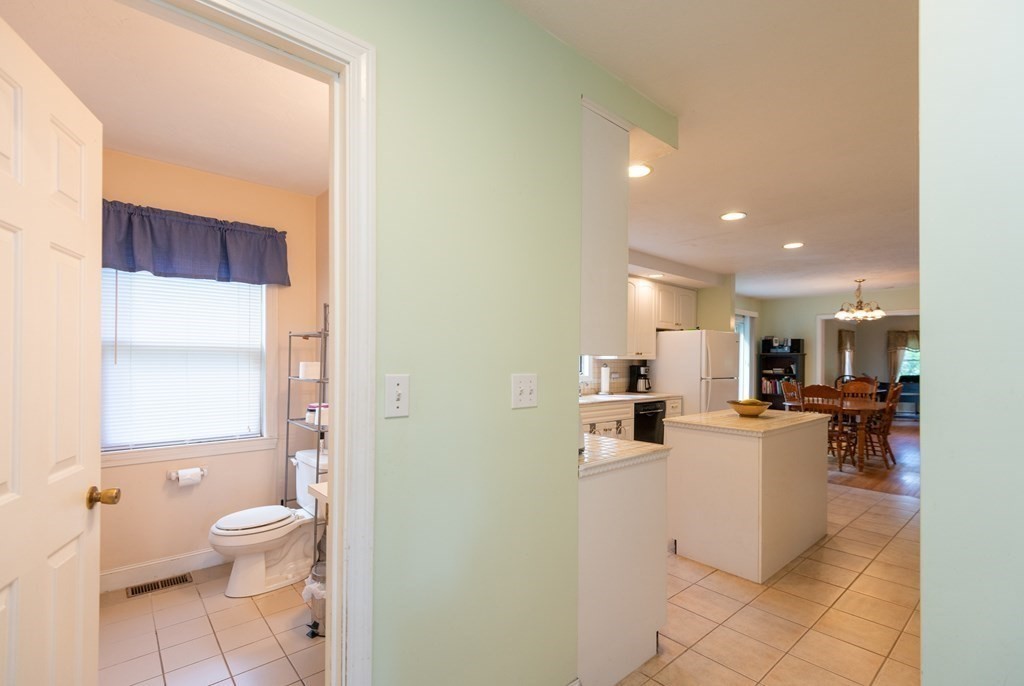 389 Linebrook Road Ipswich, MA 01938 - Photo 27 of 42