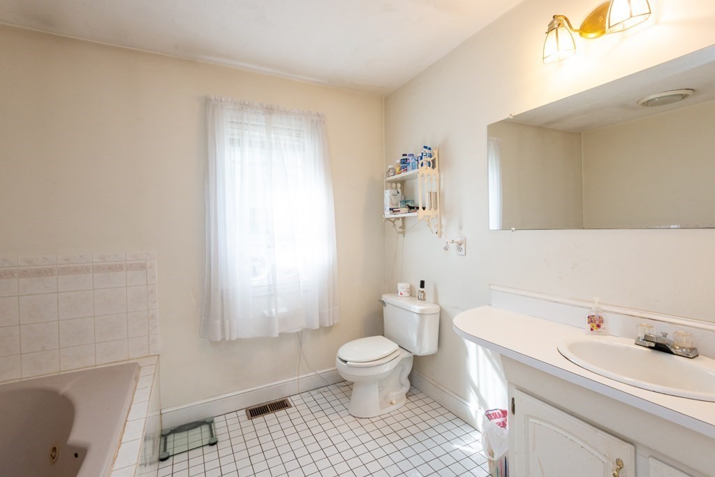 389 Linebrook Road Ipswich, MA 01938 - Photo 39 of 42