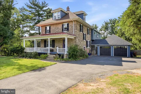 $980,000 | 1622 Jarrettown Road, Dresher, PA 19025