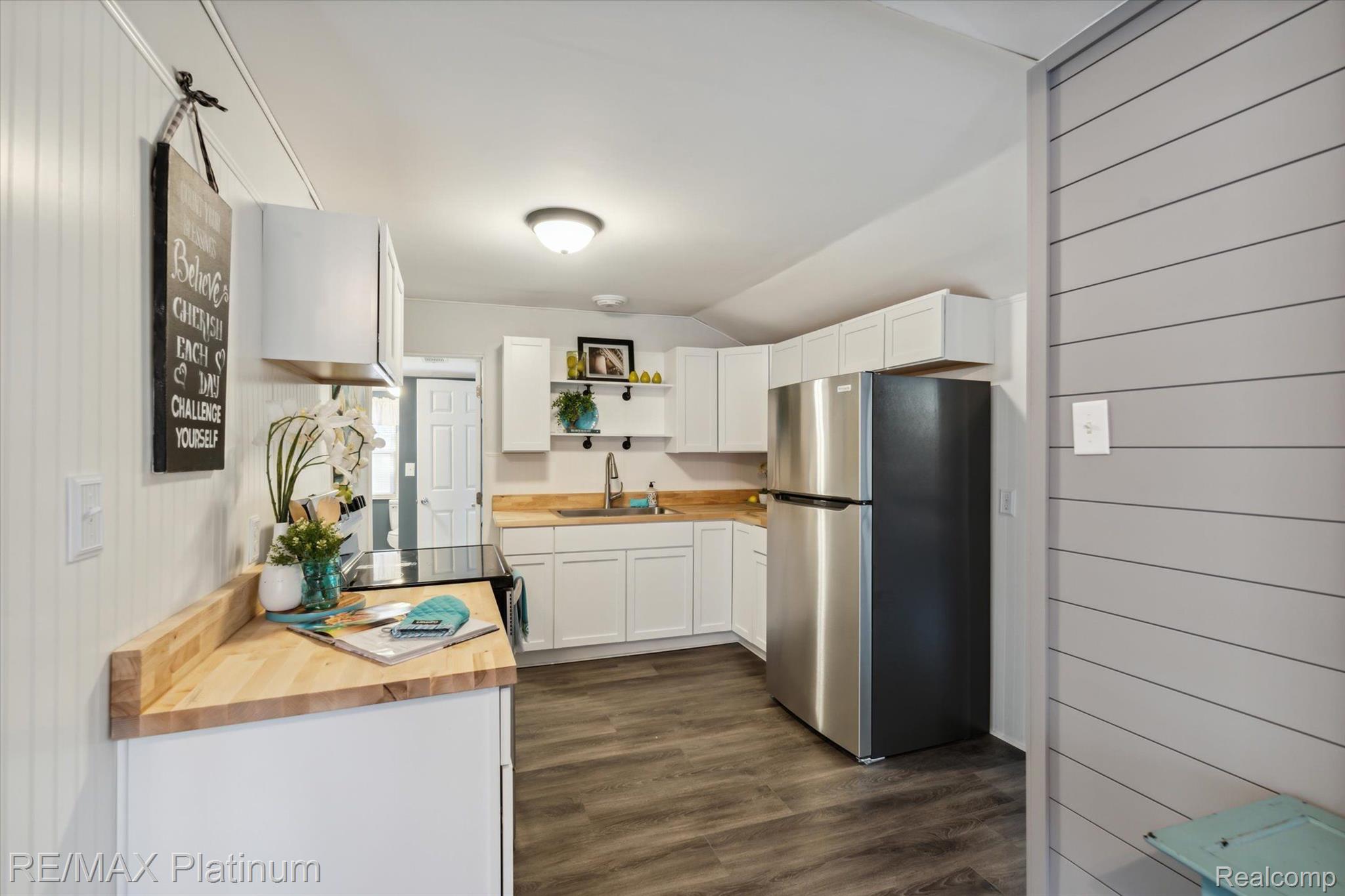 12130 Whittaker Road Milan, MI 48160 - Photo 11 of 27 Kitchen #1