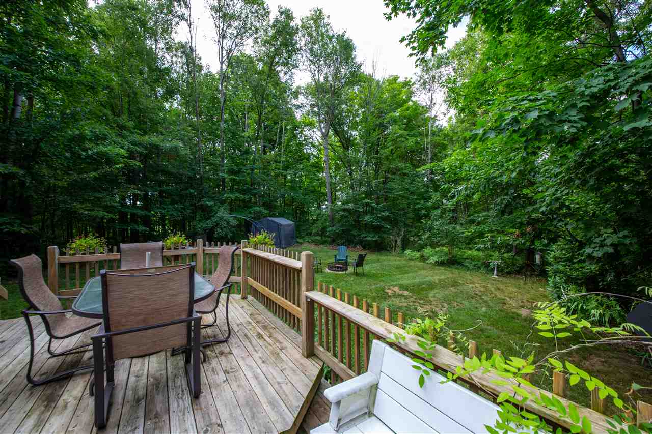 3762 Manchester Road Traverse City, MI 49686 - Photo 7 of 29 1878282-6.JPG