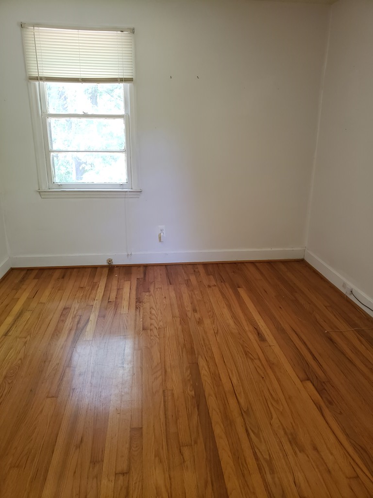 1052 Scales Road South Boston, VA 24592 - Photo 16 of 21 Gallery Image 16