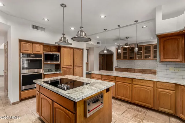 $1,040,000 | 5812 West Del Lago Circle, Glendale, AZ 85308