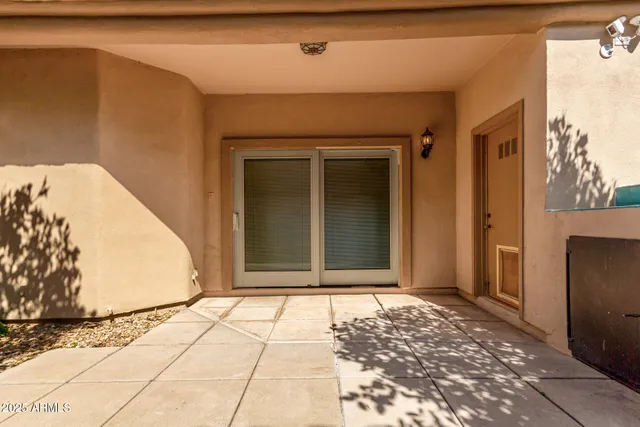 $1,040,000 | 5812 West Del Lago Circle, Glendale, AZ 85308