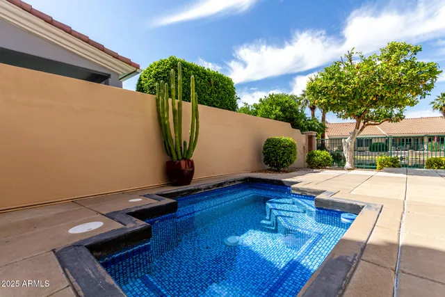 $1,040,000 | 5812 West Del Lago Circle, Glendale, AZ 85308