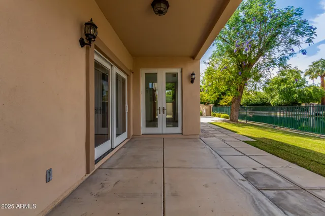 $1,040,000 | 5812 West Del Lago Circle, Glendale, AZ 85308