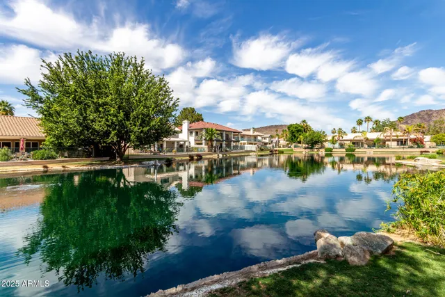 $1,040,000 | 5812 West Del Lago Circle, Glendale, AZ 85308