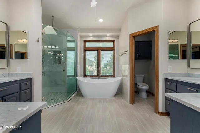 $1,040,000 | 5812 West Del Lago Circle, Glendale, AZ 85308