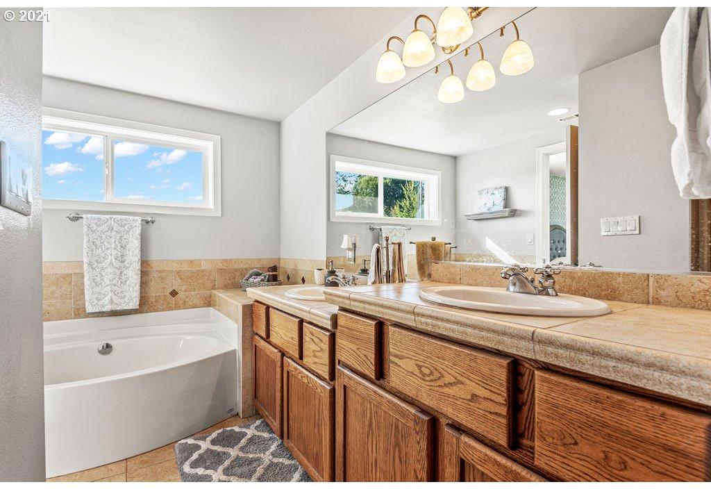 320 Northwest 194th Street Ridgefield, WA 98642 - Photo 22 of 32 Gallery Image 22