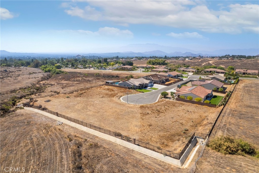 7948 Featherstone Court Riverside, CA 92506 - Photo 7 of 15
